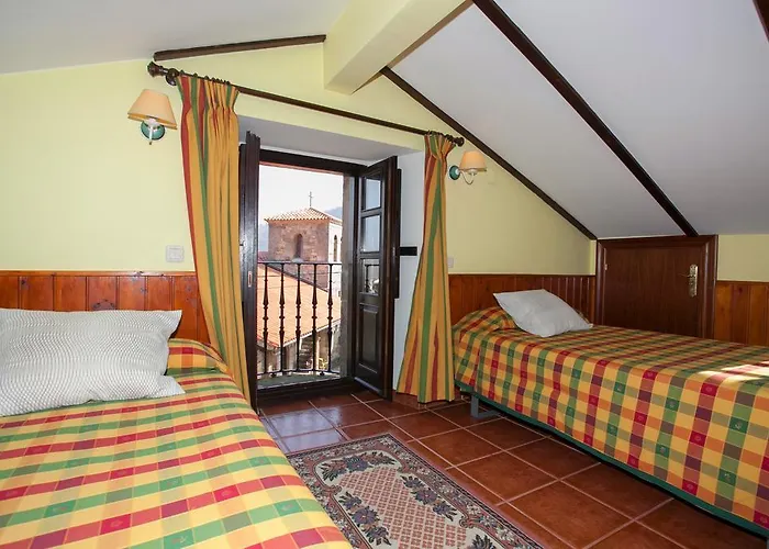 Nuestra Senora Del Carmen Guest house San Sebastian de Garabandal