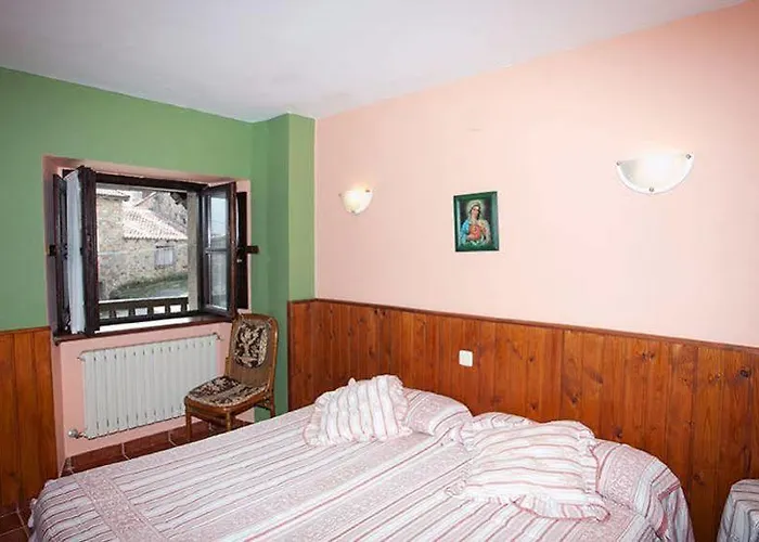 Nuestra Senora Del Carmen *